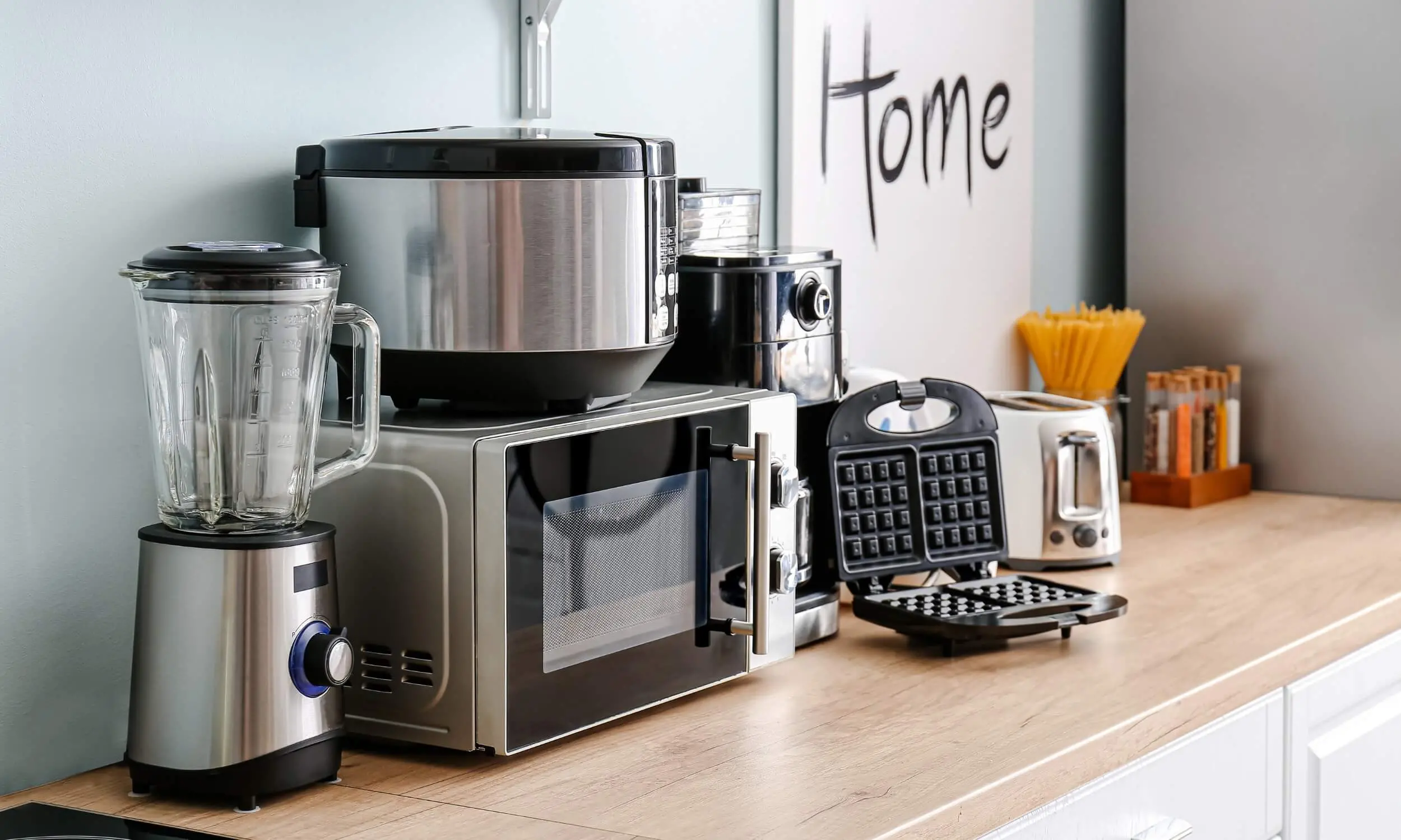 Motivos que hacen que tu factura no baje aunque bajes el consumo